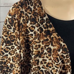 Silky Classic Leopard Print Lularoe Shirley